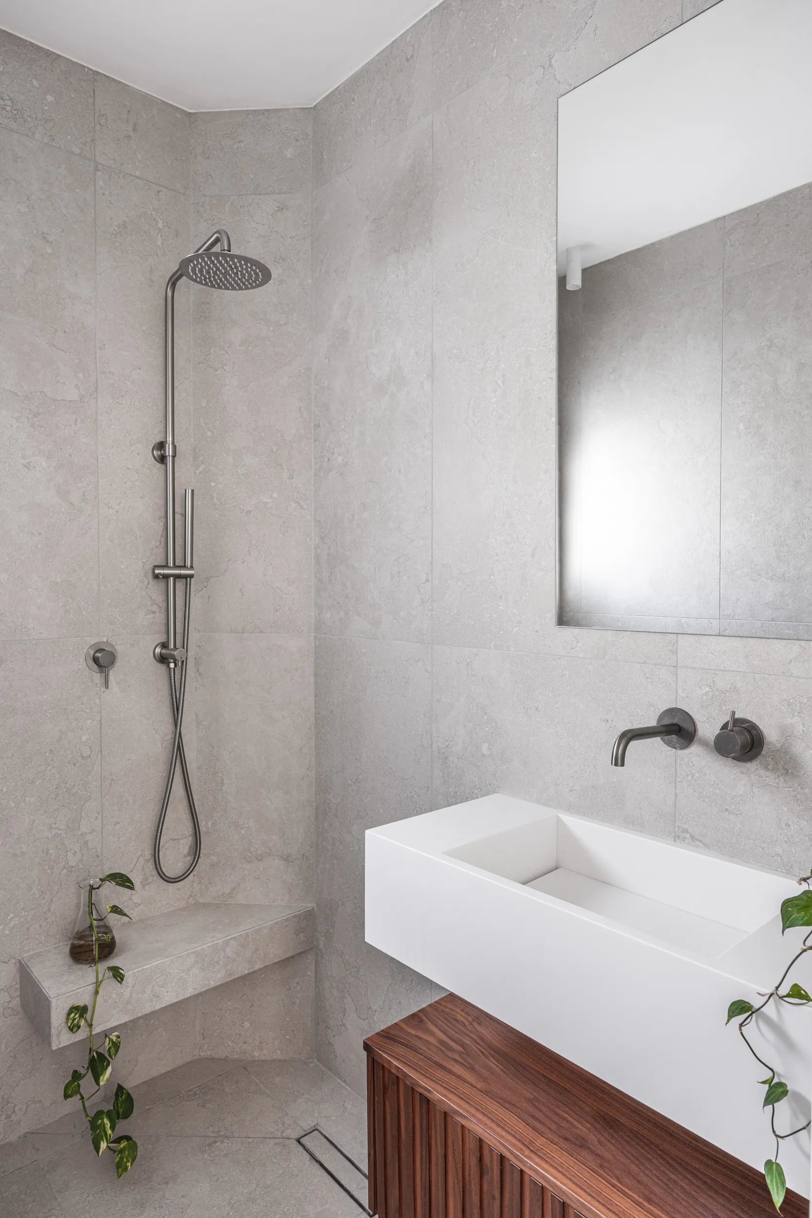 עיצוב חדר אמבטיה בהוד השרון