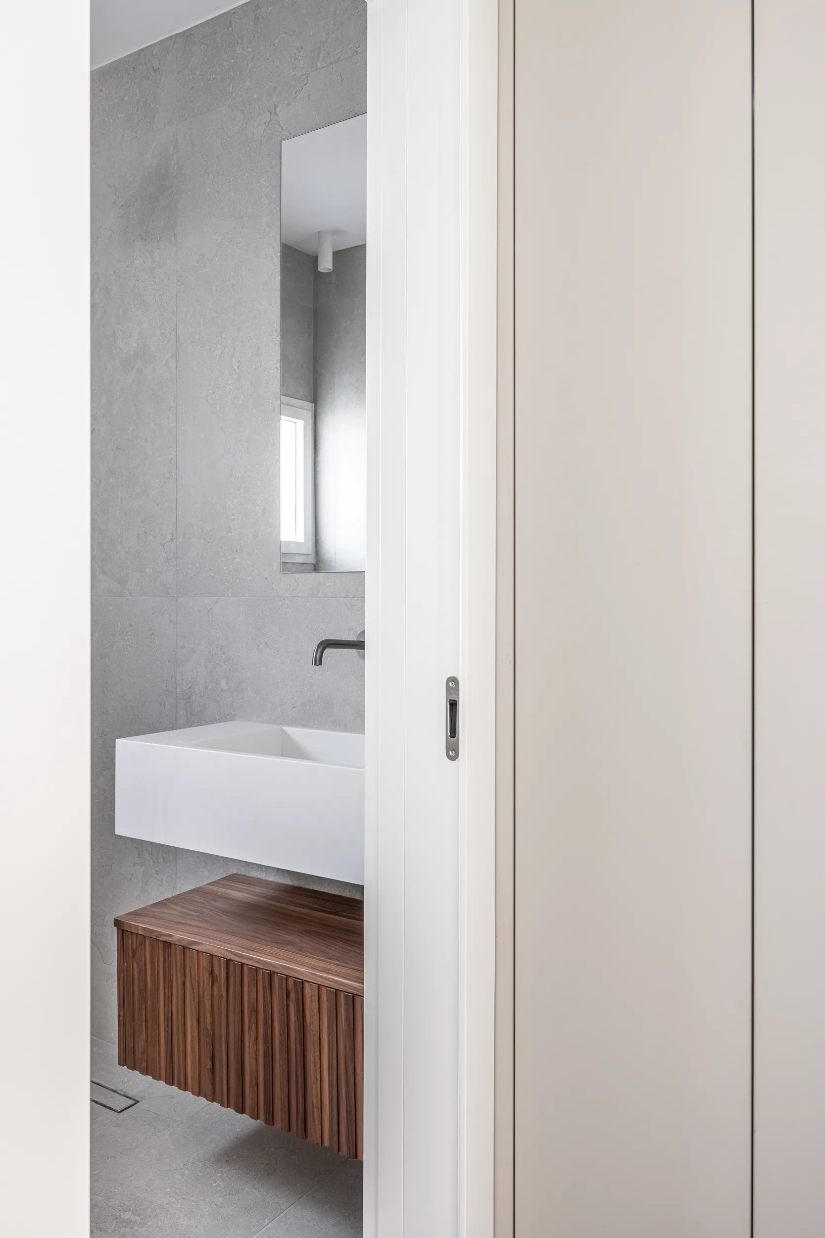 עיצוב חדר אמבטיה בהוד השרון