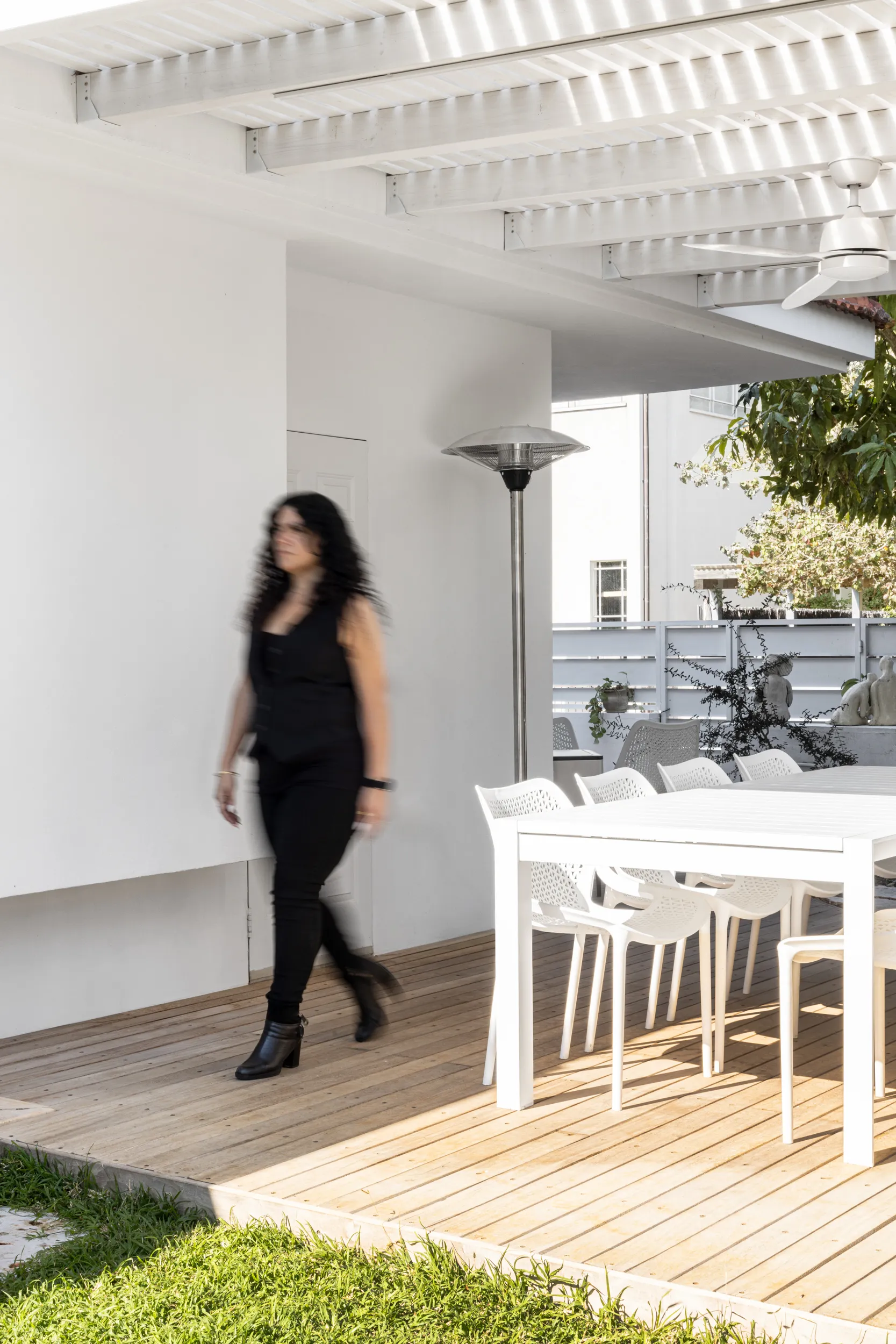 עיצוב גינה בהוד השרון